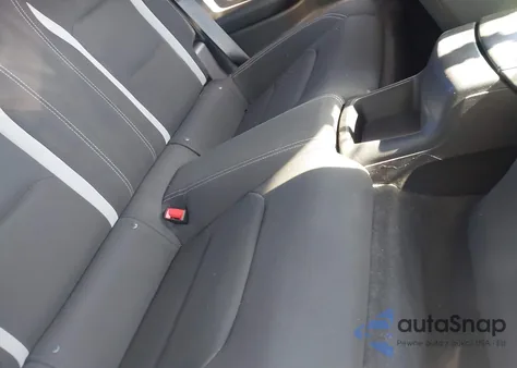 2018 Chevrolet Camaro 1Ls from USA, damaged, VIN 1G1FA1RX0J0143621